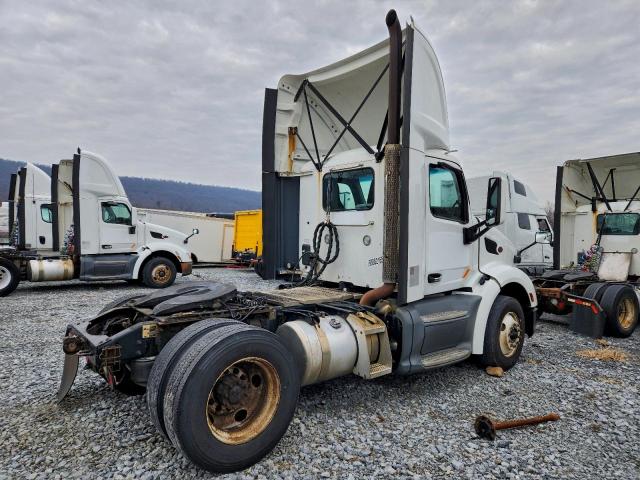 Peterbilt 579 Image 7