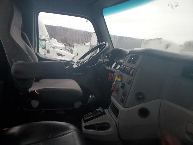 Peterbilt 579 Image 6