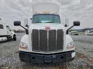 Peterbilt 579 Image 10