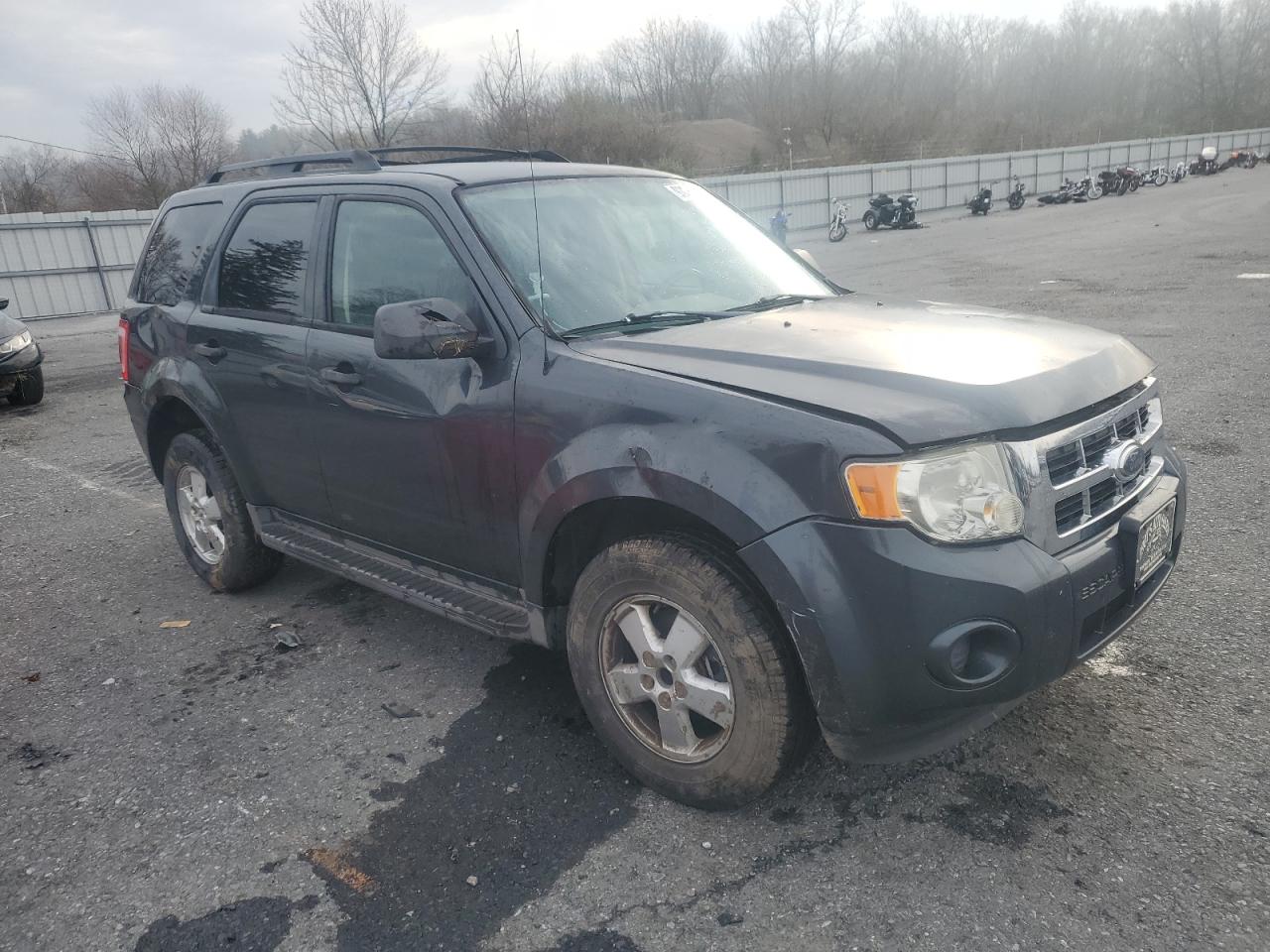 Ford Escape Xls Image 11