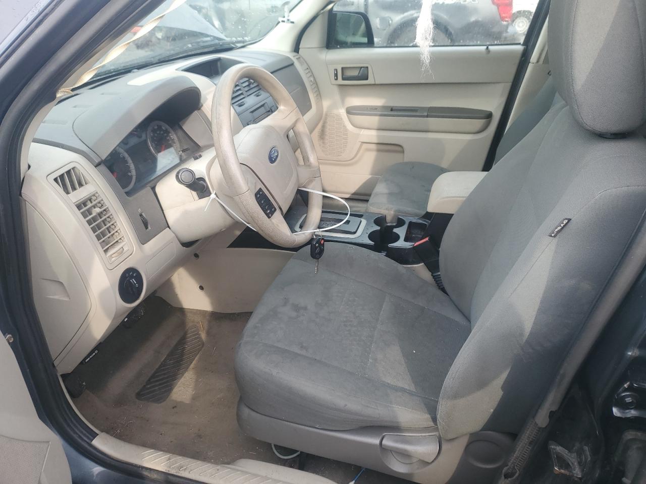 Ford Escape Xls Image 2