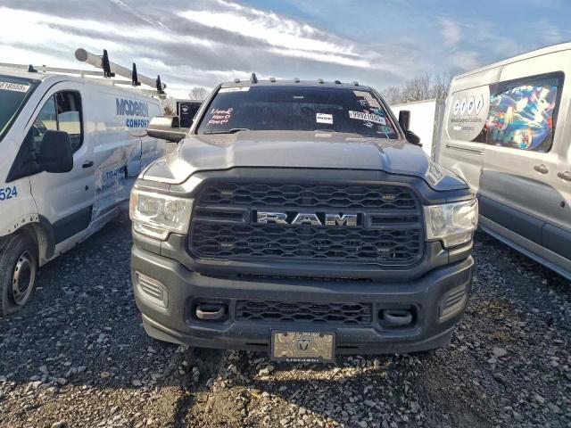 Ram 3500 Tradesman Image 7