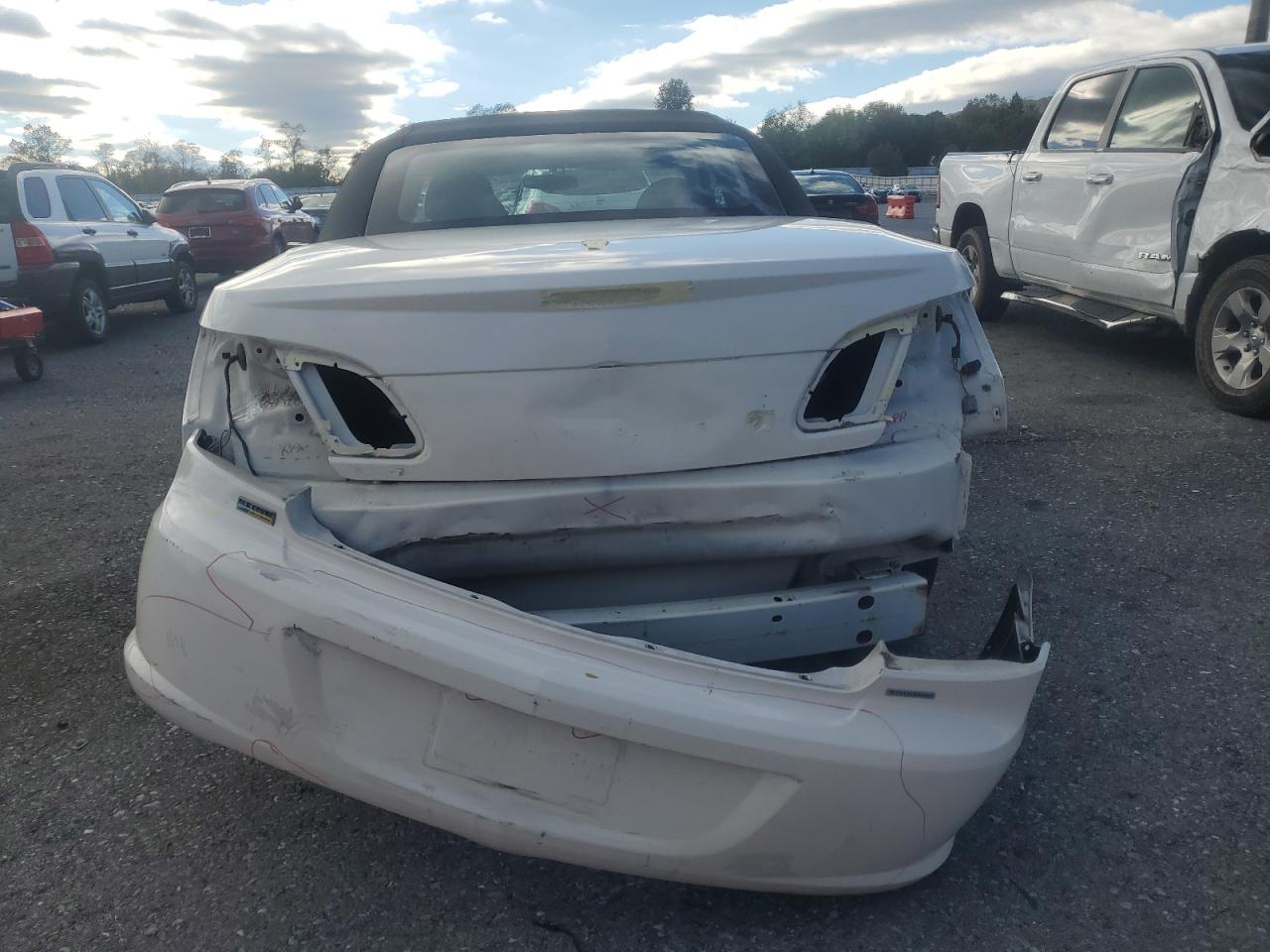 Chrysler Sebring Touring Image 4