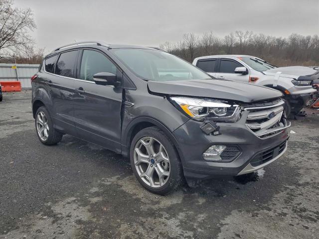 Ford Escape Titanium Image 6