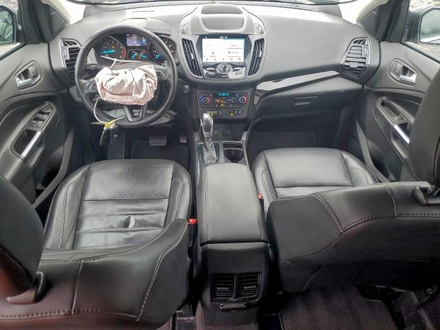 Ford Escape Titanium Image 9