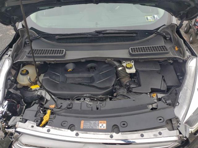 Ford Escape Titanium Image 11