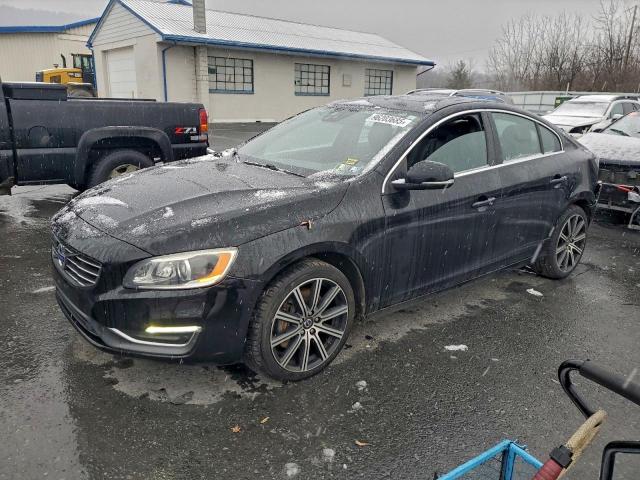  Salvage Volvo S60