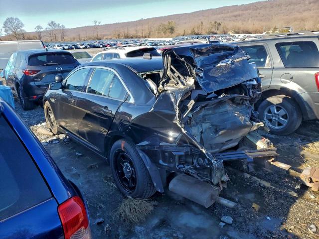 Ford Taurus Police Interceptor Image 2