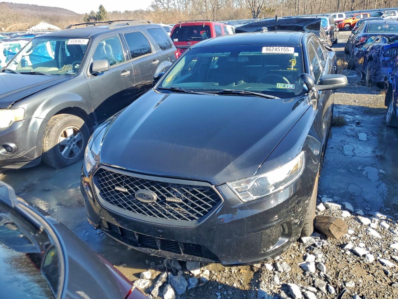 Ford Taurus Police Interceptor Image 4