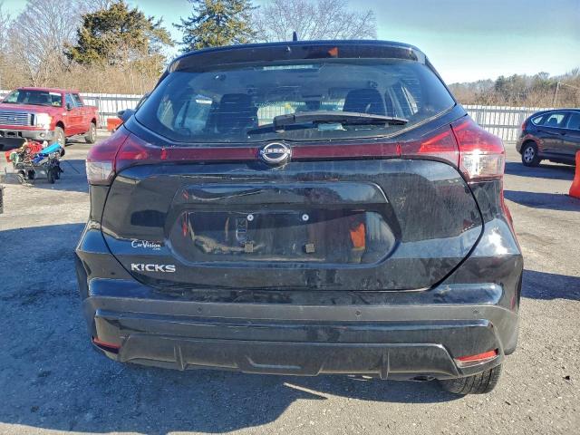 Nissan Kicks S Image 4
