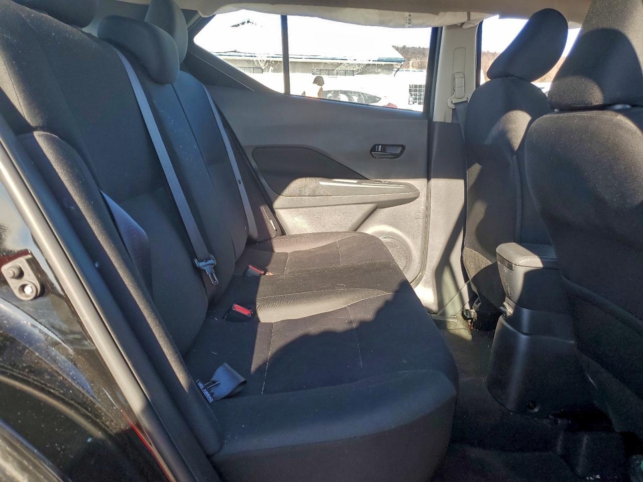 Nissan Kicks S Image 8