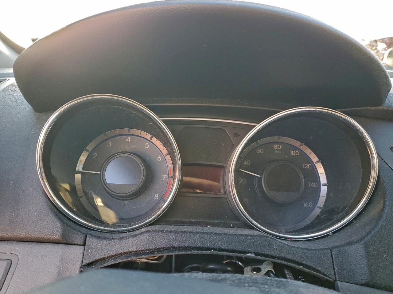 Hyundai SONATA Gls Image 3