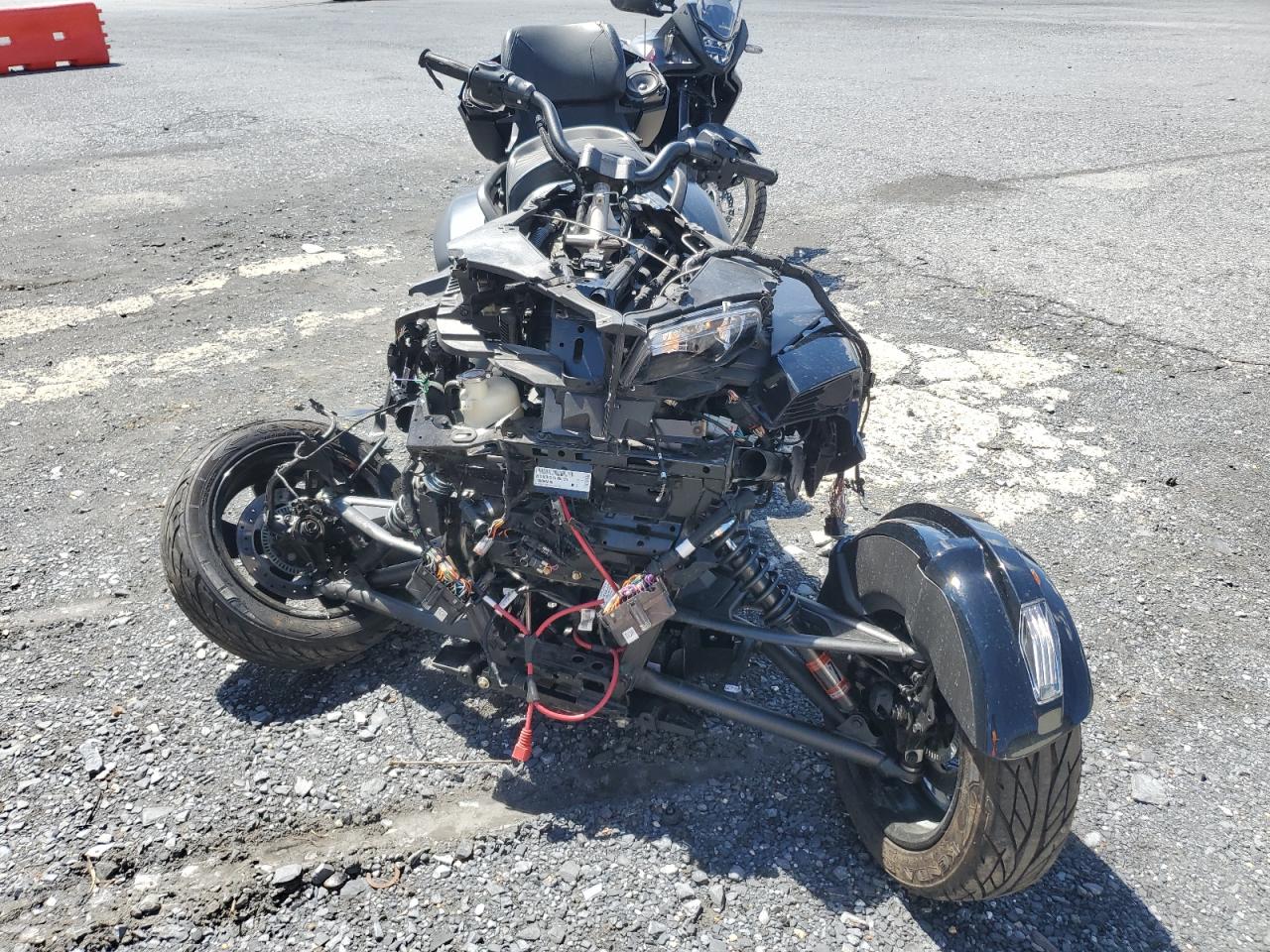 Can-Am Spyder F3-t Image 4