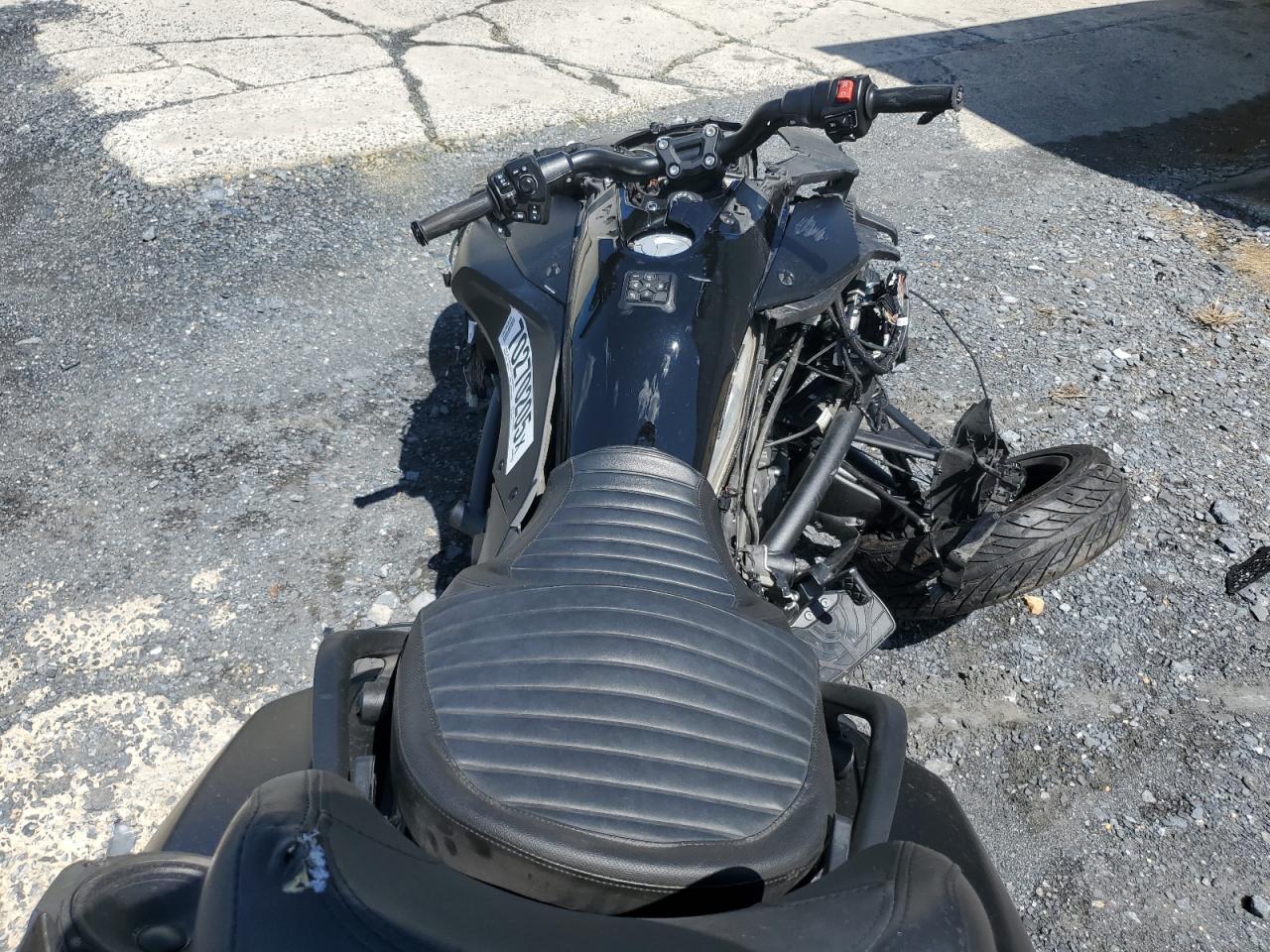 Can-Am Spyder F3-t Image 3