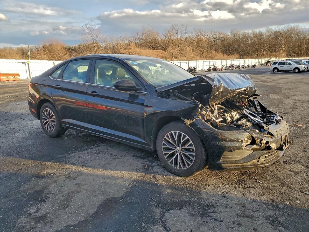 Volkswagen Jetta S Image 2